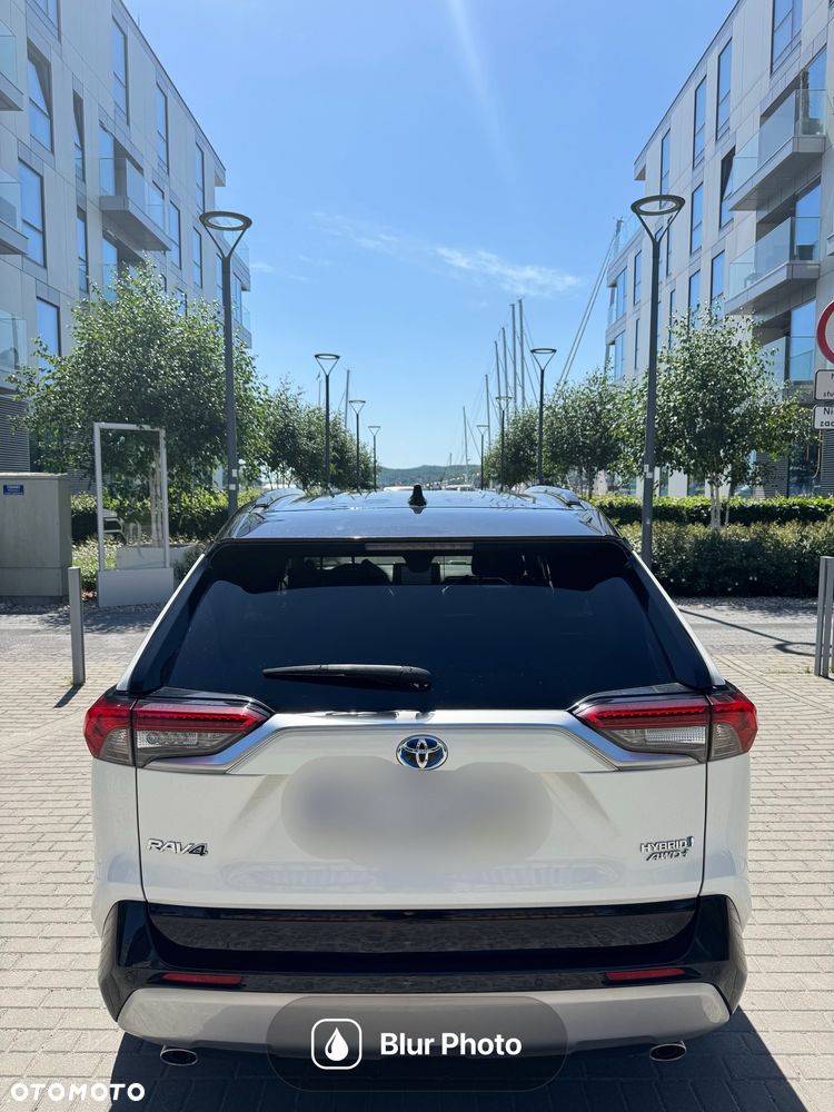 Toyota RAV4 - 4