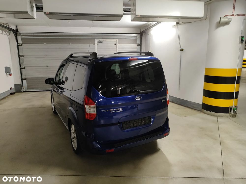 Ford Tourneo Courier 1.0 EcoBoost Titanium - 12
