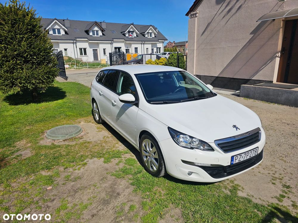 Peugeot 308 - 1