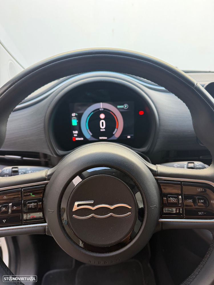 Fiat 500e C - 16