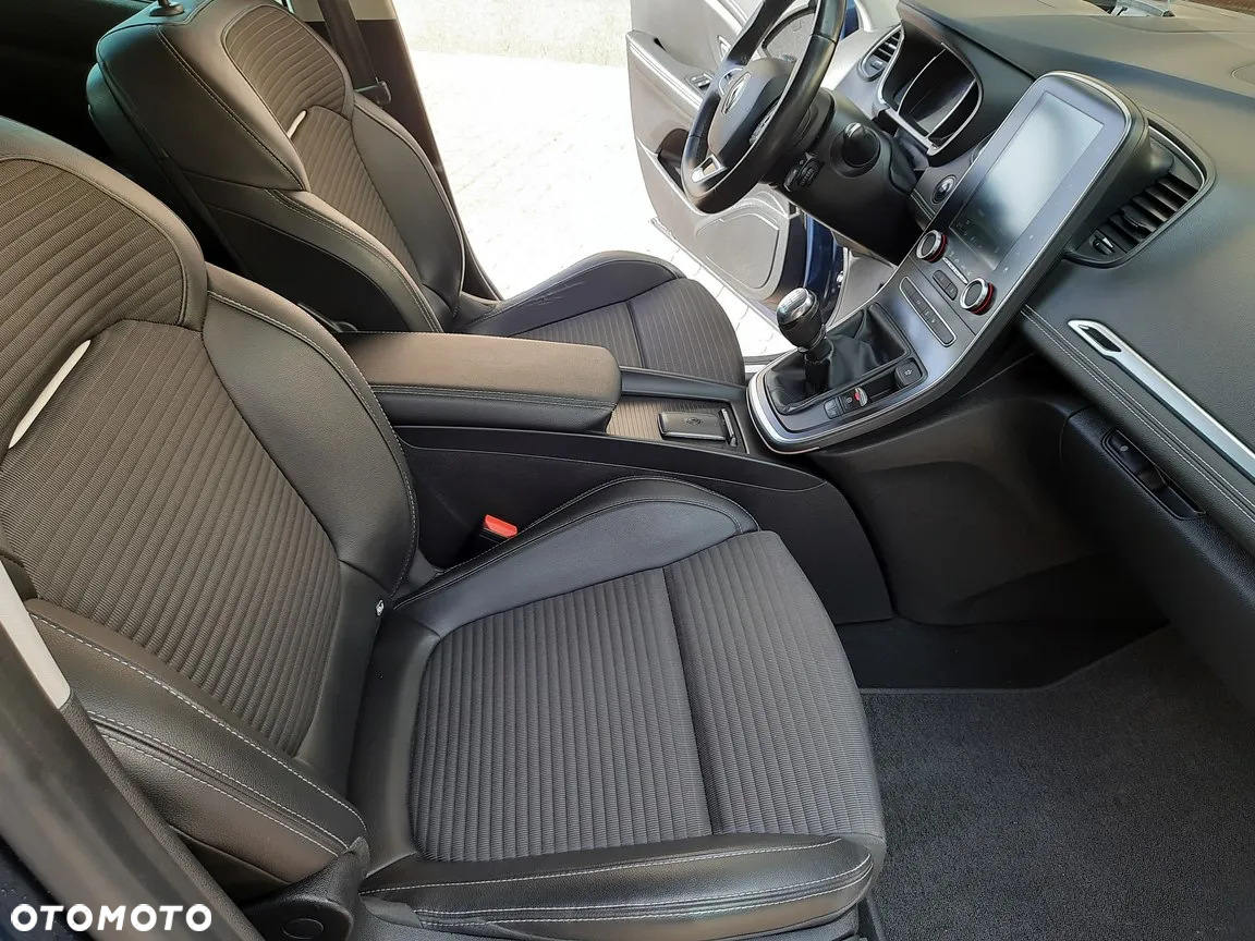 Renault Scenic - 21