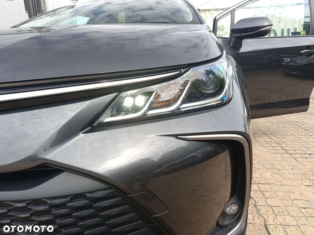 Toyota Corolla 1.8 Hybrid Comfort - 34