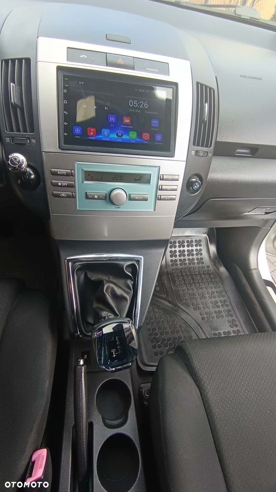 Toyota Corolla Verso 1.8 Gold - 4