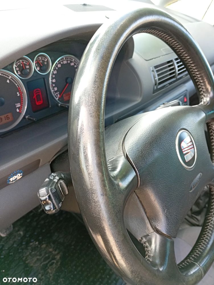 Seat Alhambra 1.9 TDI Vigo - 10
