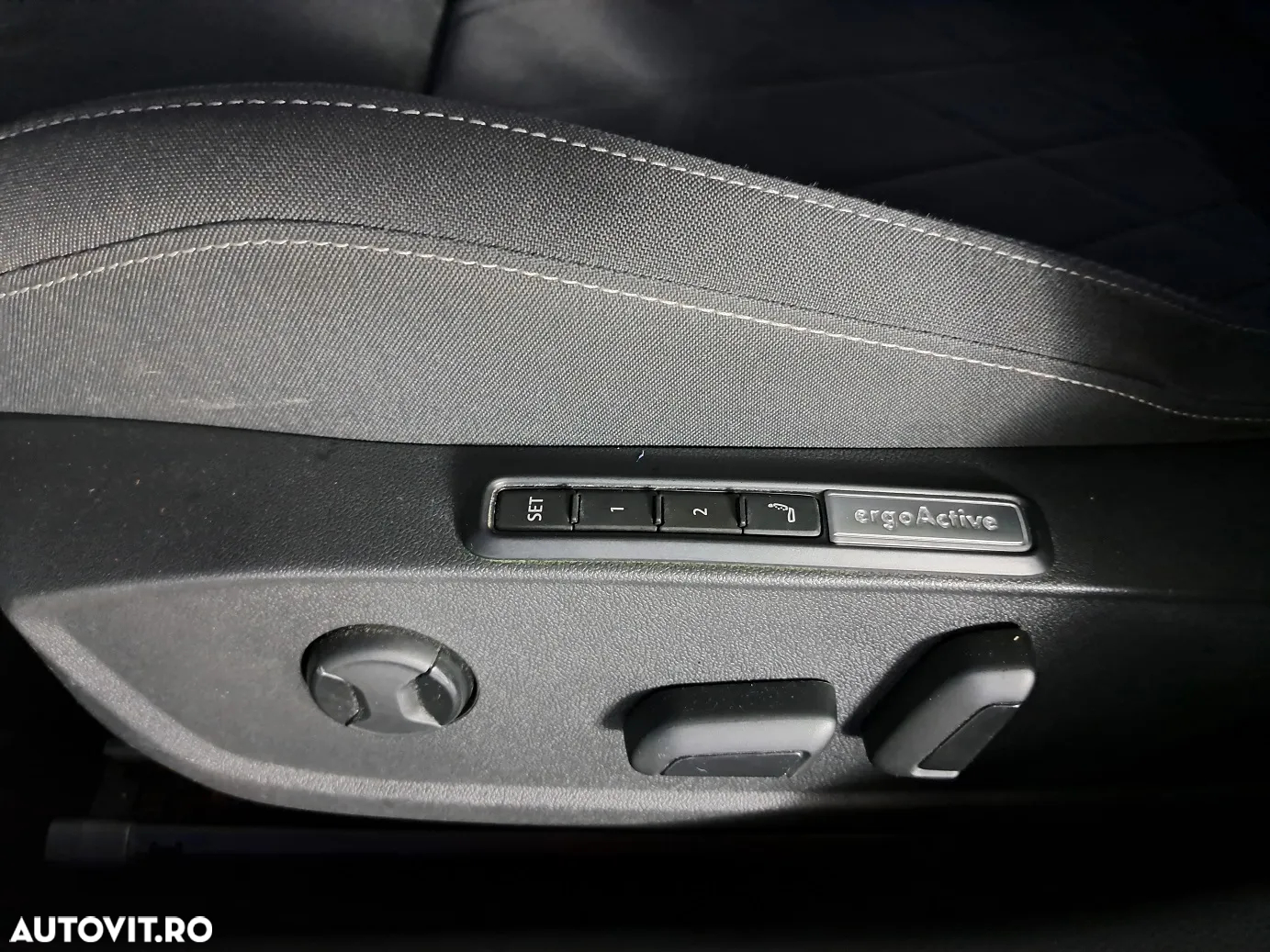Volkswagen Golf - 17