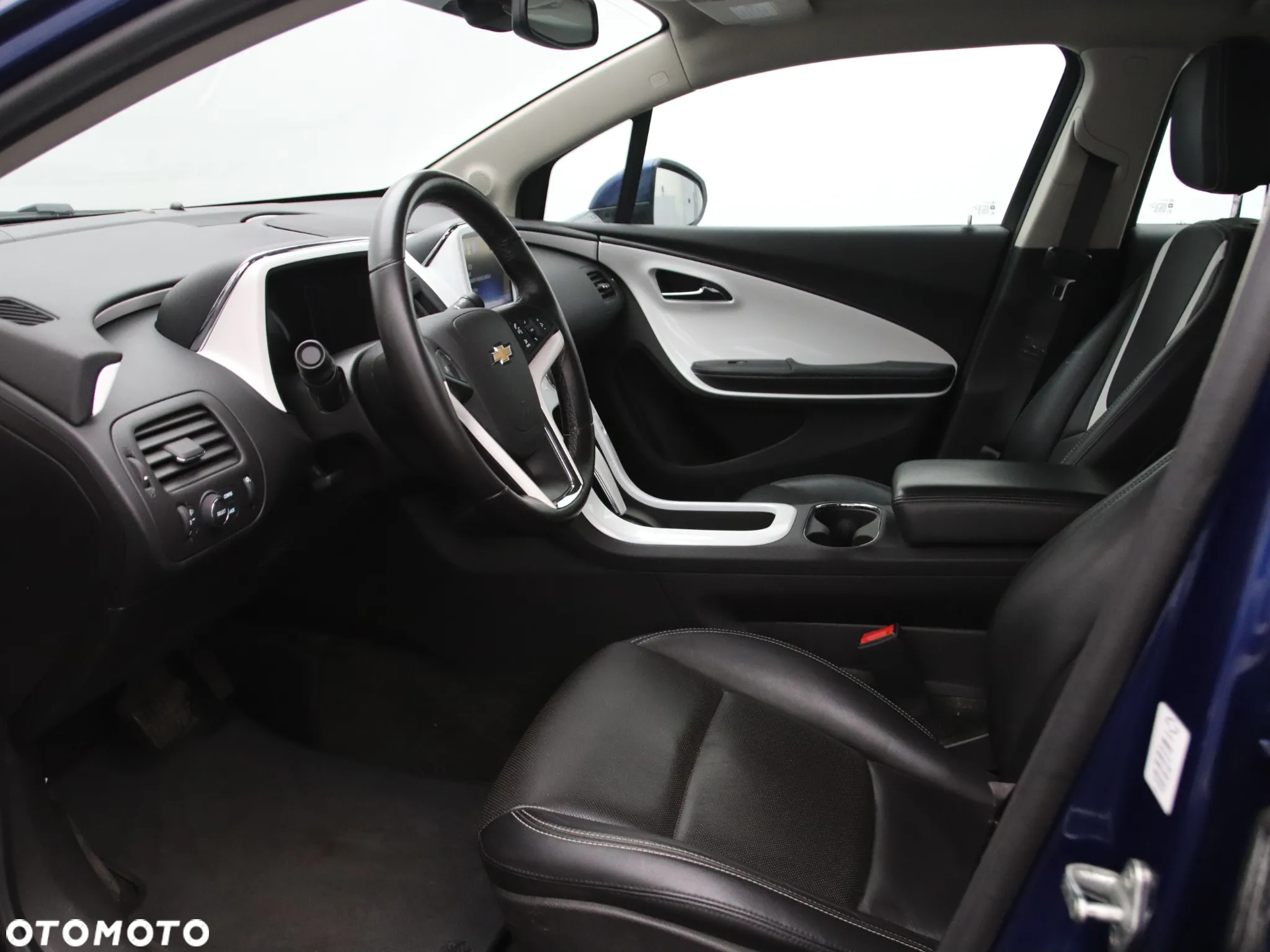 Chevrolet Volt - 29