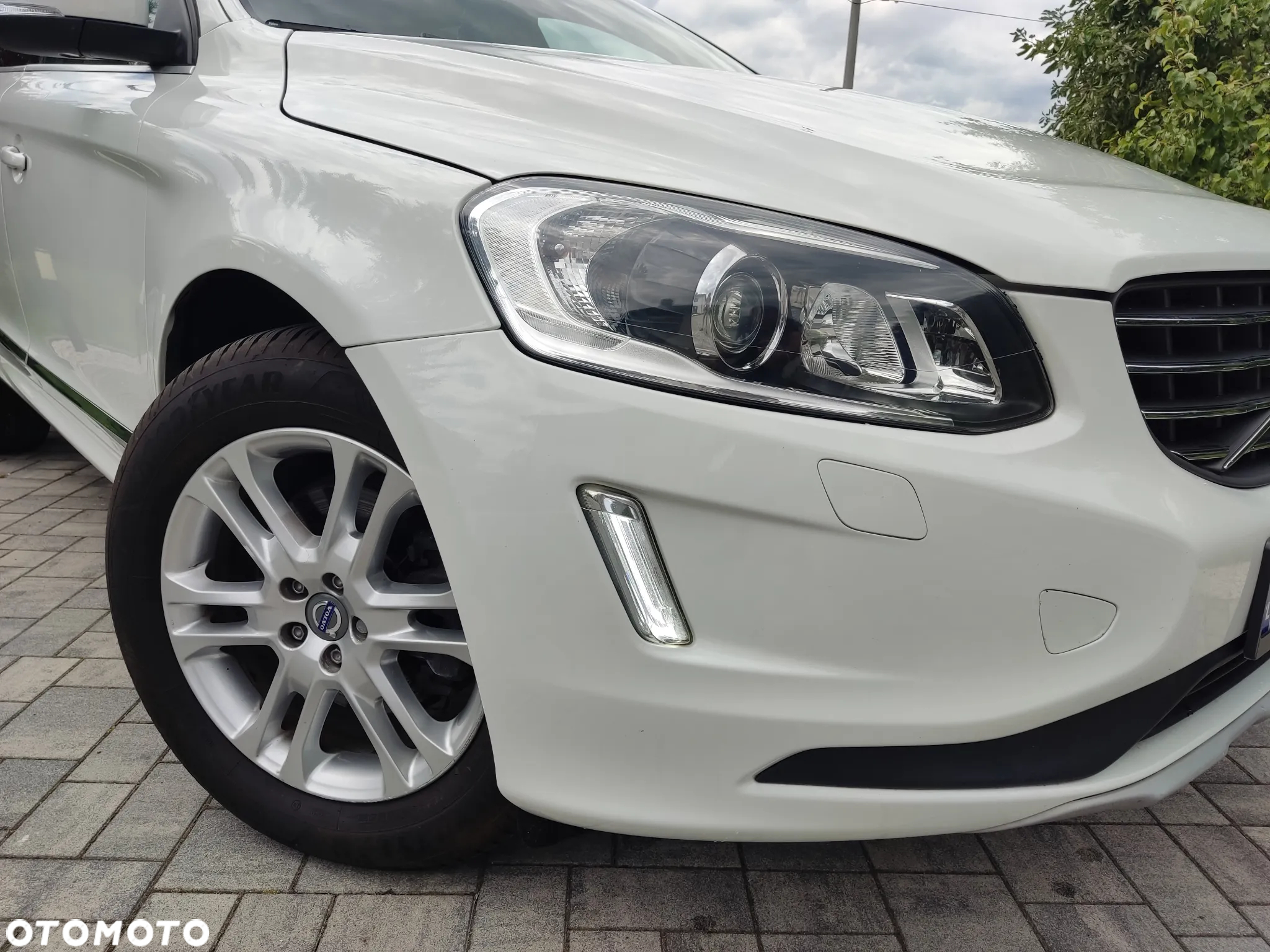 Volvo XC 60 D3 Drive-E Momentum - 10