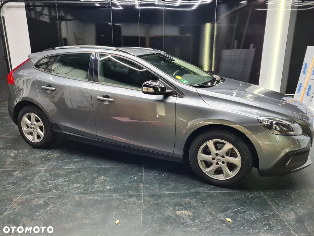 Volvo V40 Cross Country D2 Momentum - 2