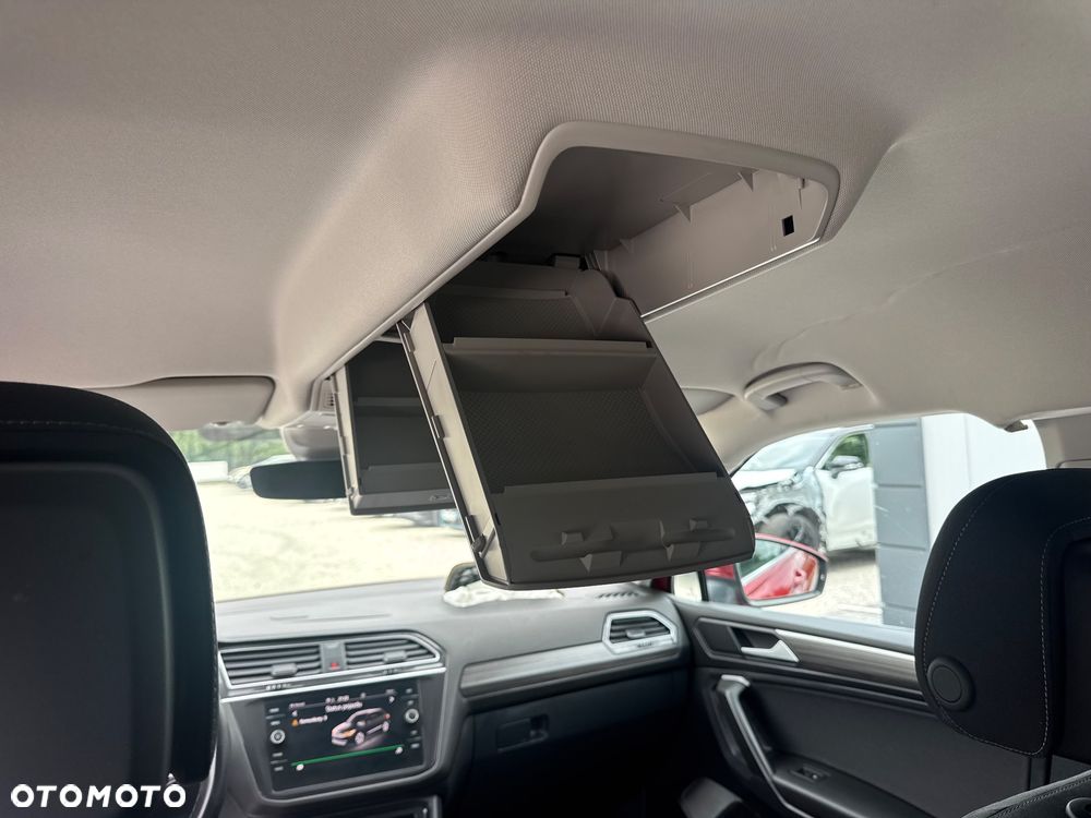 Volkswagen Tiguan Allspace 2.0 TSI 4Mot Elegance DSG - 34
