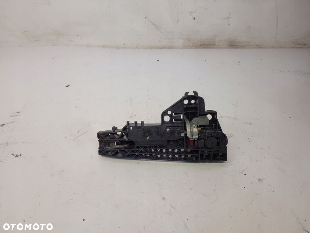 KLAMKA LEWA AUDI A4 B8 A5 8T Q5 LY3J 8T0837885A * - 3