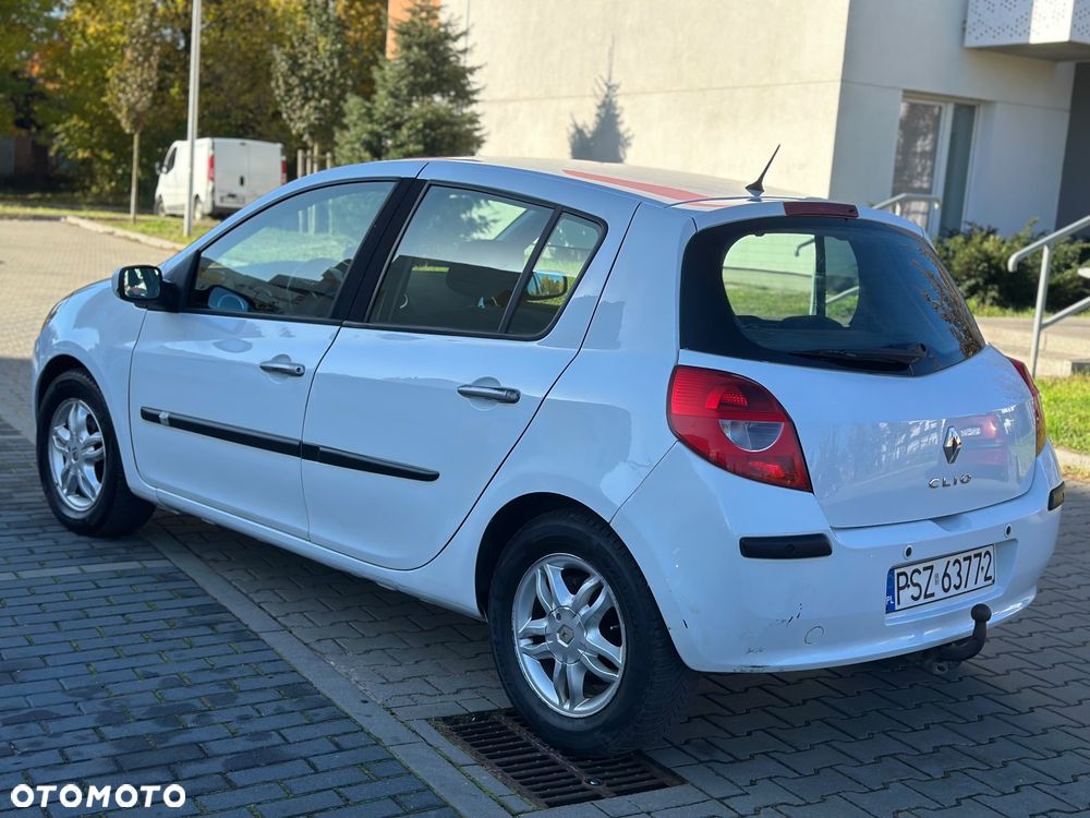 Renault Clio 2008 photo 3