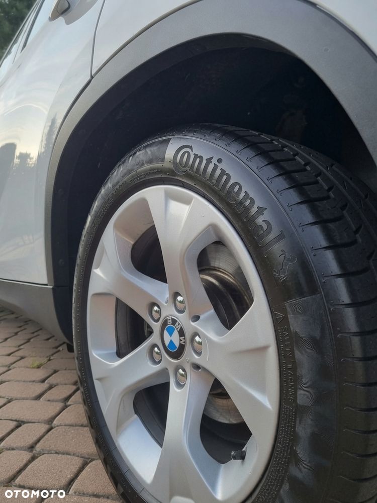 BMW X1 xDrive18d xLine - 16