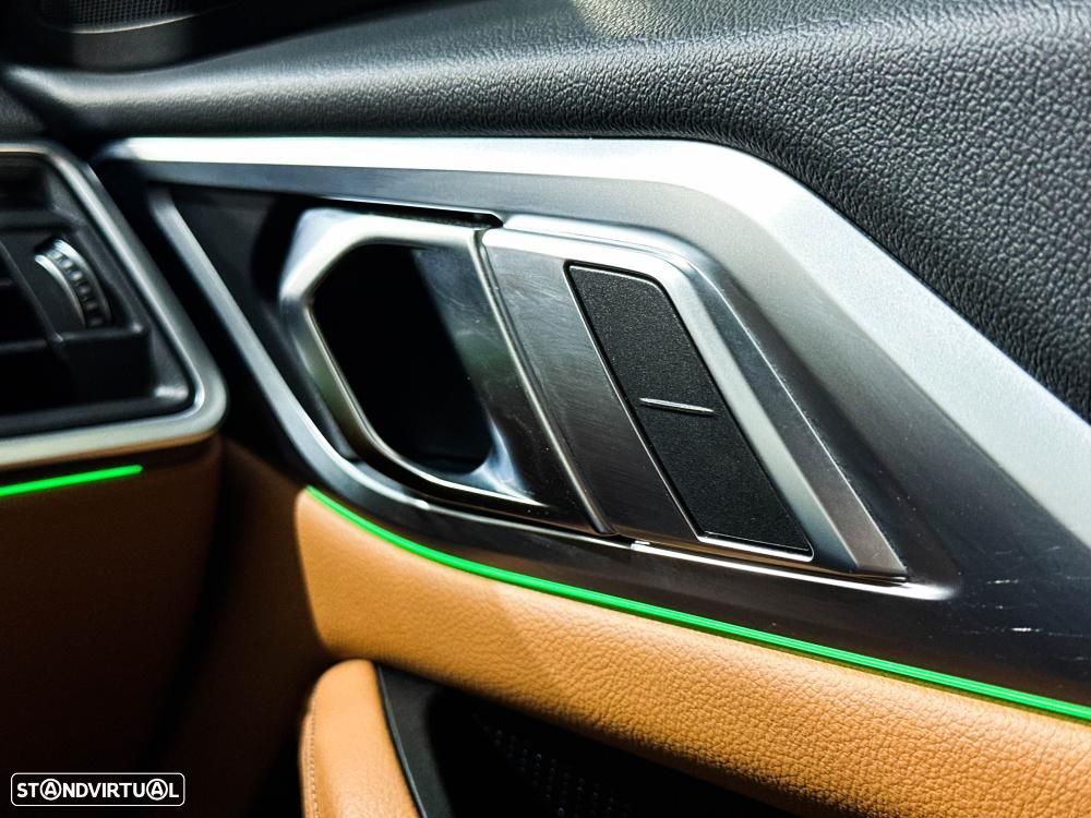 BMW i4 eDrive40 Pack Desportivo M - 34