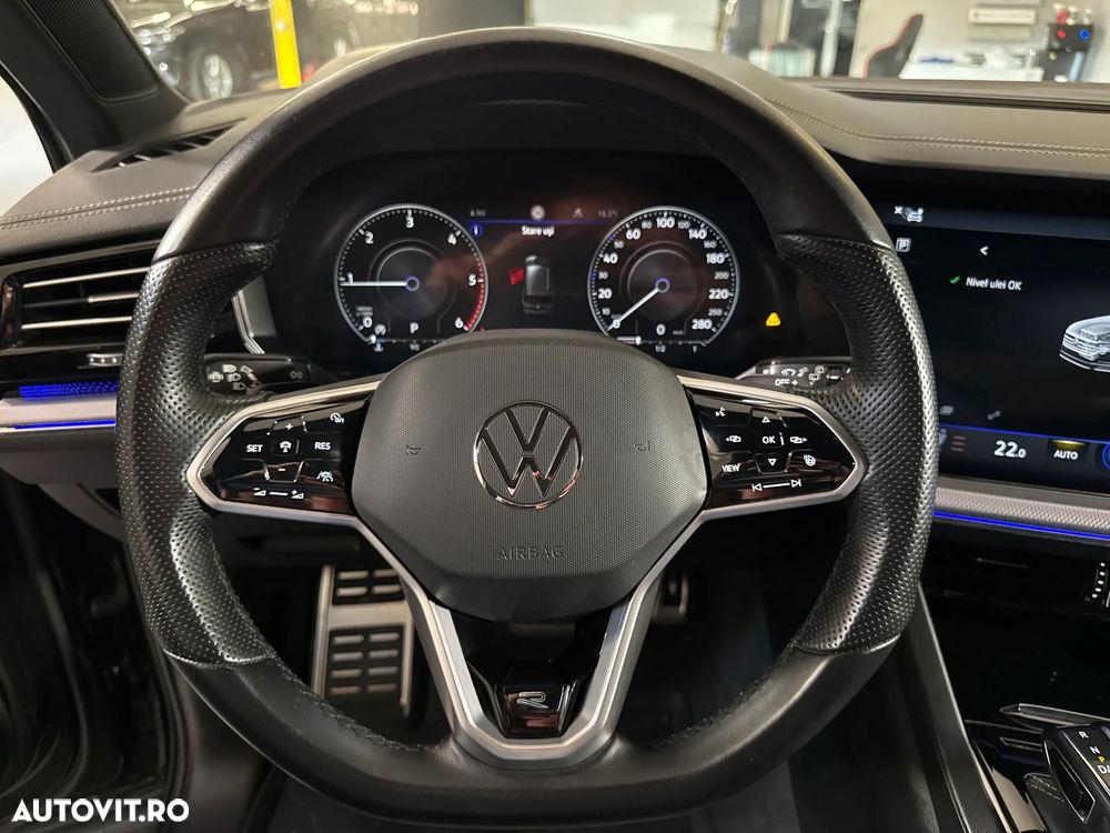 Volkswagen Touareg V6 TDI 4MOTION R-Line - 17