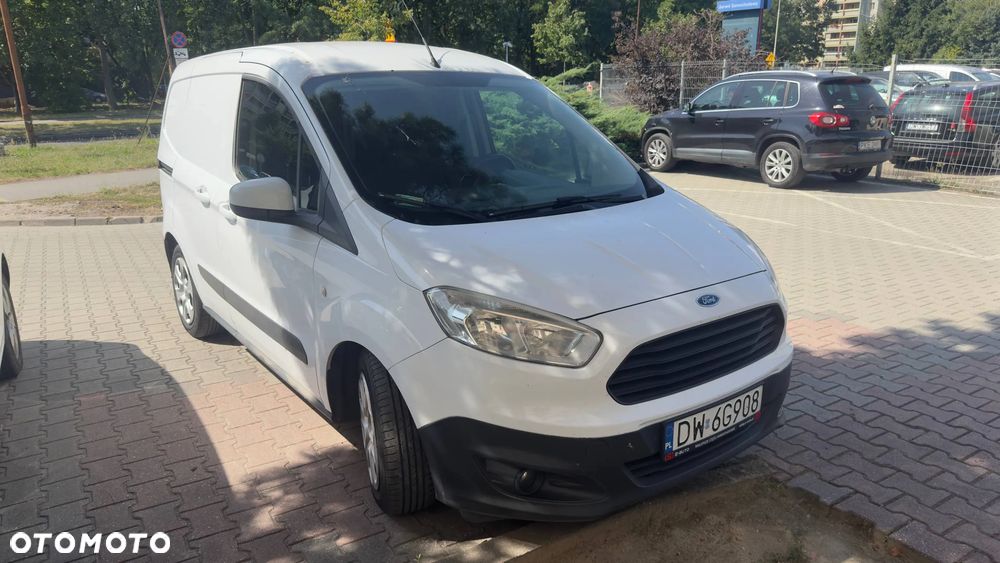 Ford Transit Courier - 1