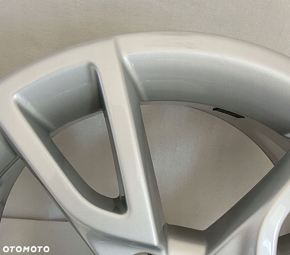 FELGI AUDI Q3 8U0 6,5X17 17 ET33 5X112 - 7