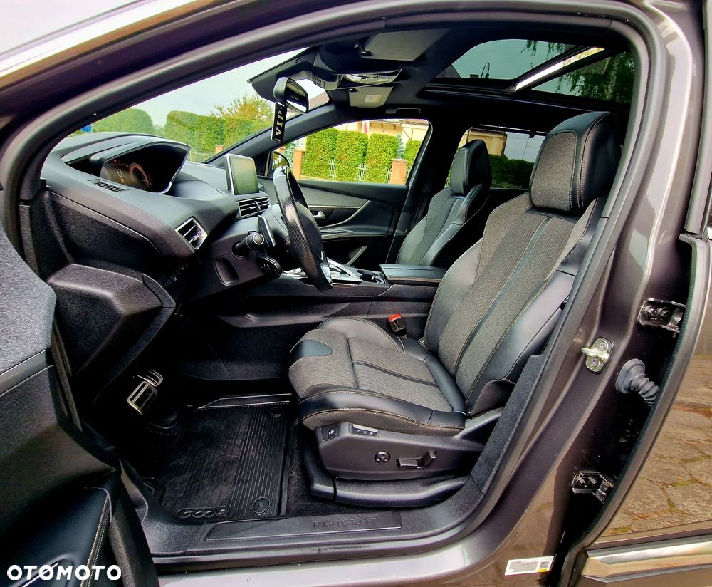 Peugeot 5008 1.6 PureTech GT Line S&S EAT8 - 8