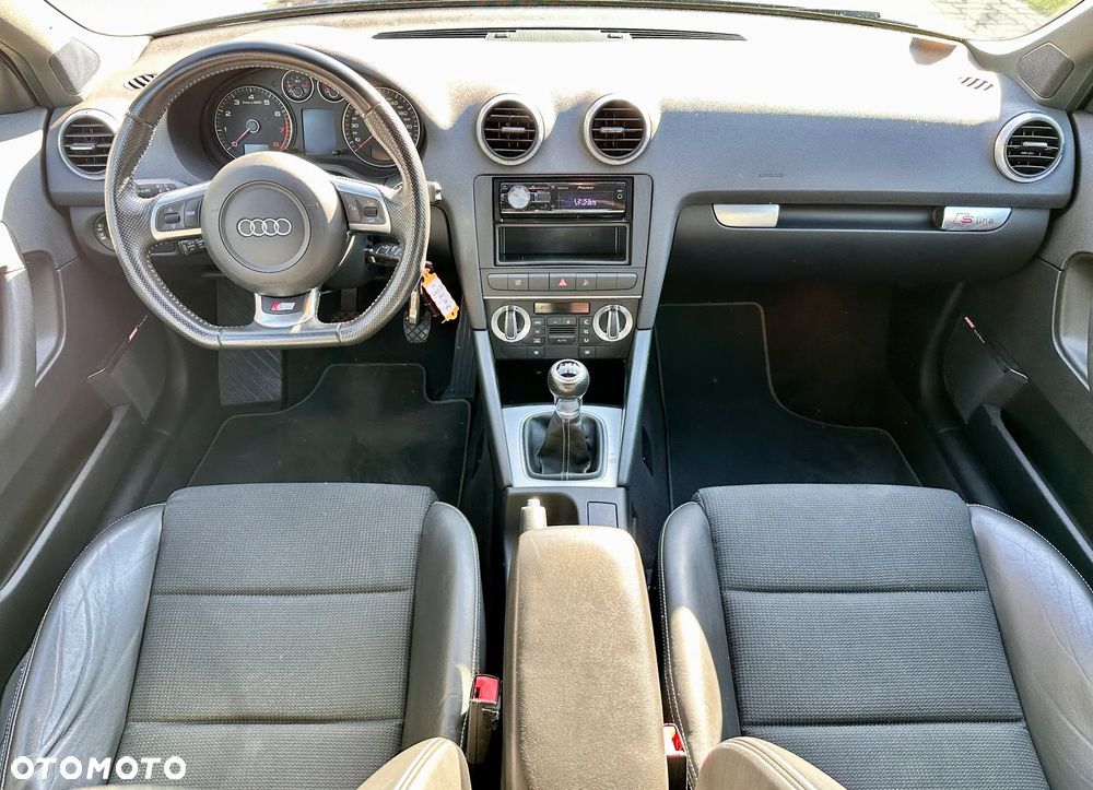 Audi A3 Sportback 1.8 TFSI S line Sportpaket - 4