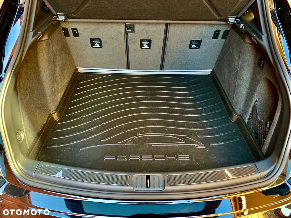 Porsche Macan GTS PDK - 28