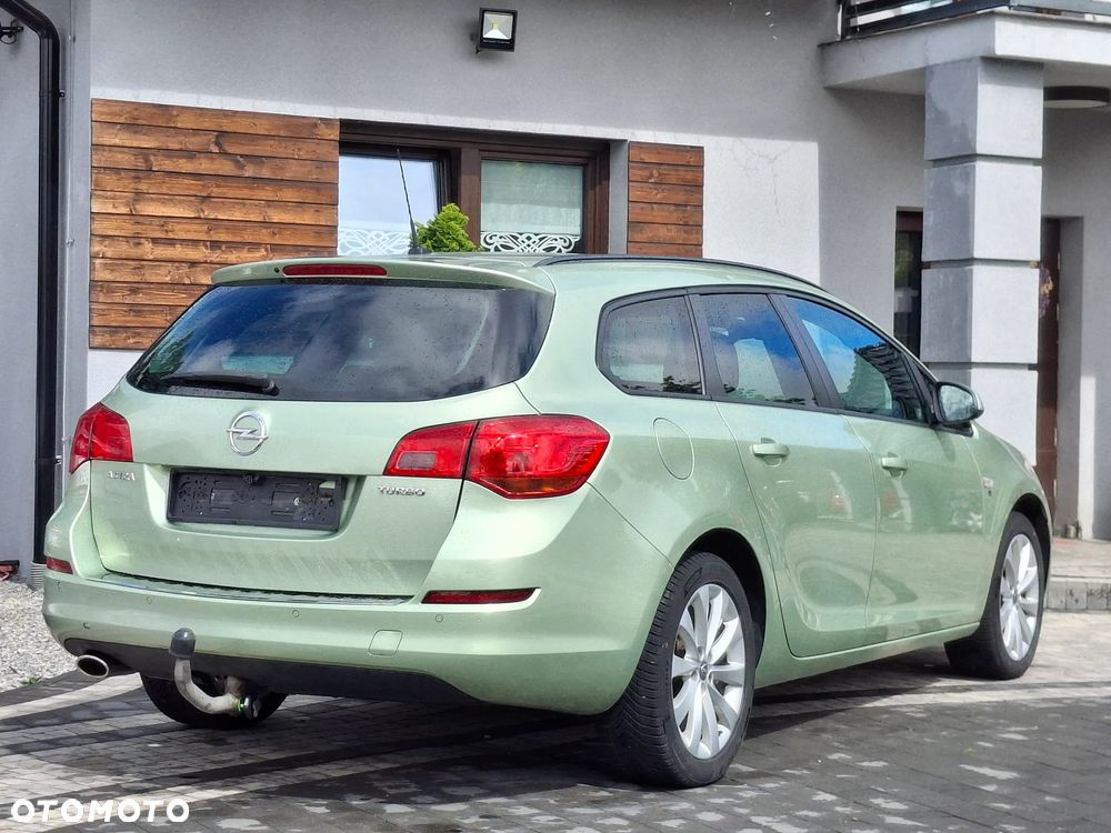 Opel Astra 1.4 Turbo Sports Tourer 150 Jahre - 17