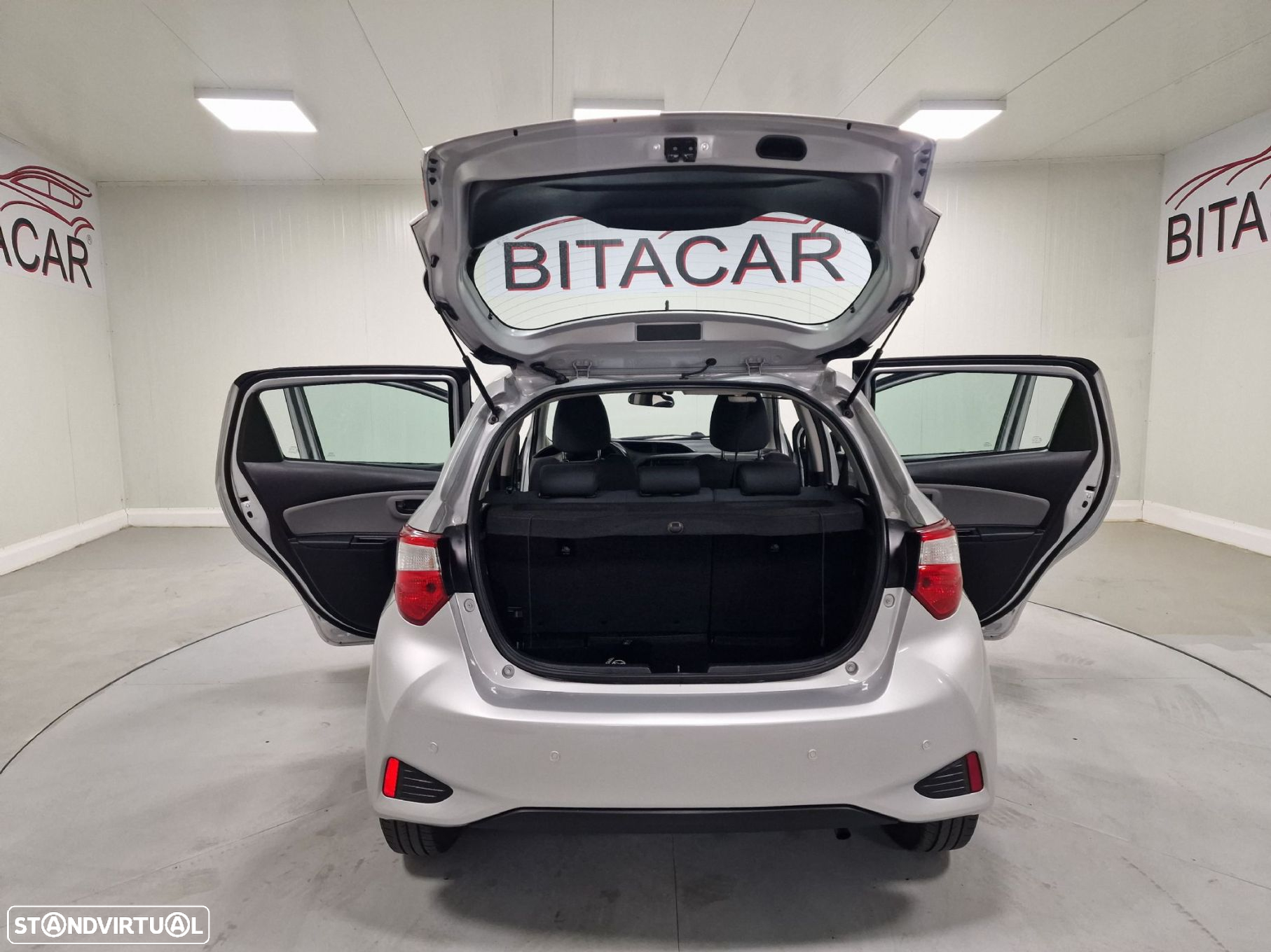 Toyota Yaris - 38