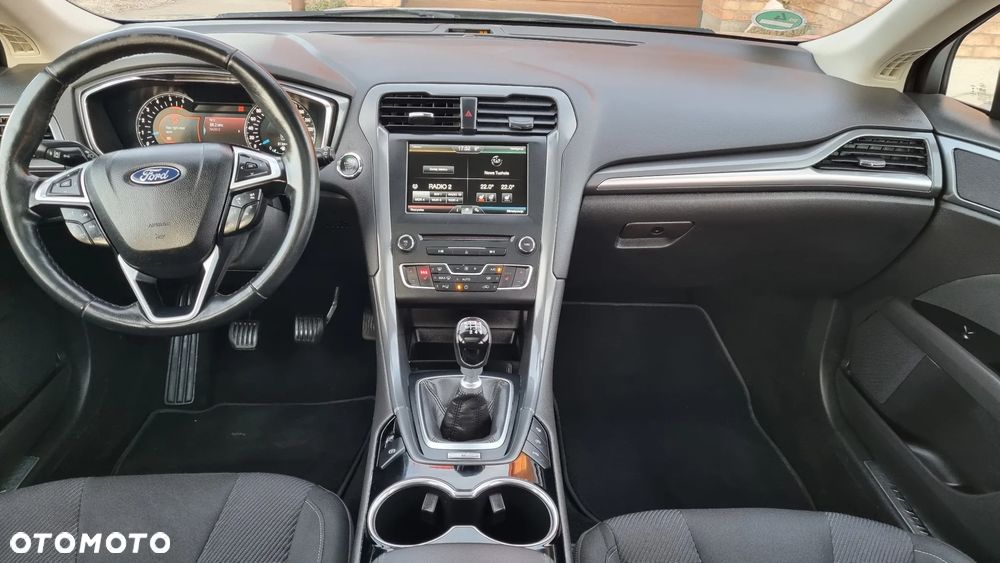 Ford Mondeo 2.0 TDCi STart-Stopp Titanium - 25