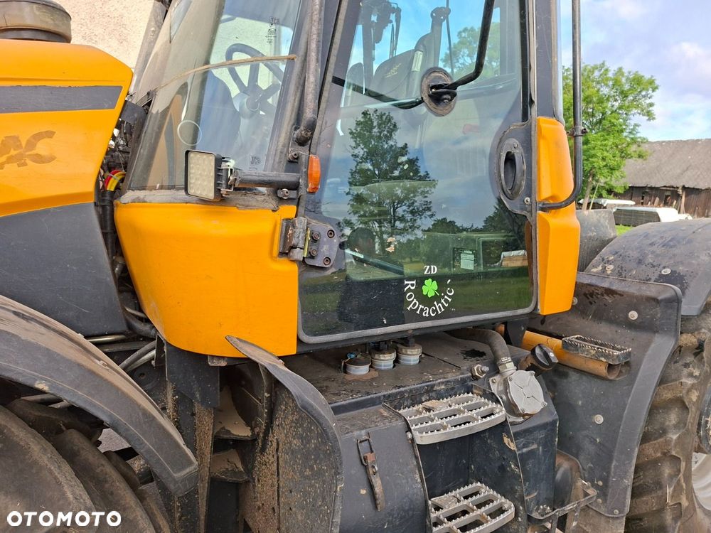 JCB Fastrac 3230 4X4 - 26