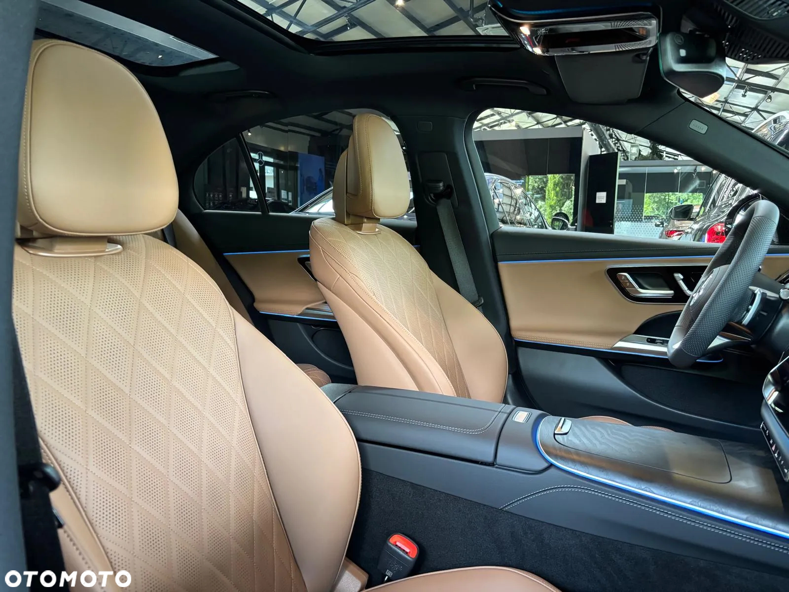 Mercedes-Benz Klasa E 200 4-Matic AMG - 7