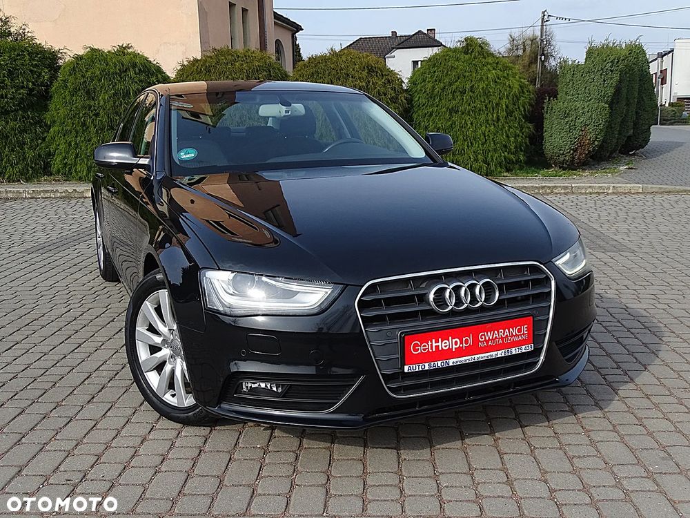 Audi A4 Limousine - 12