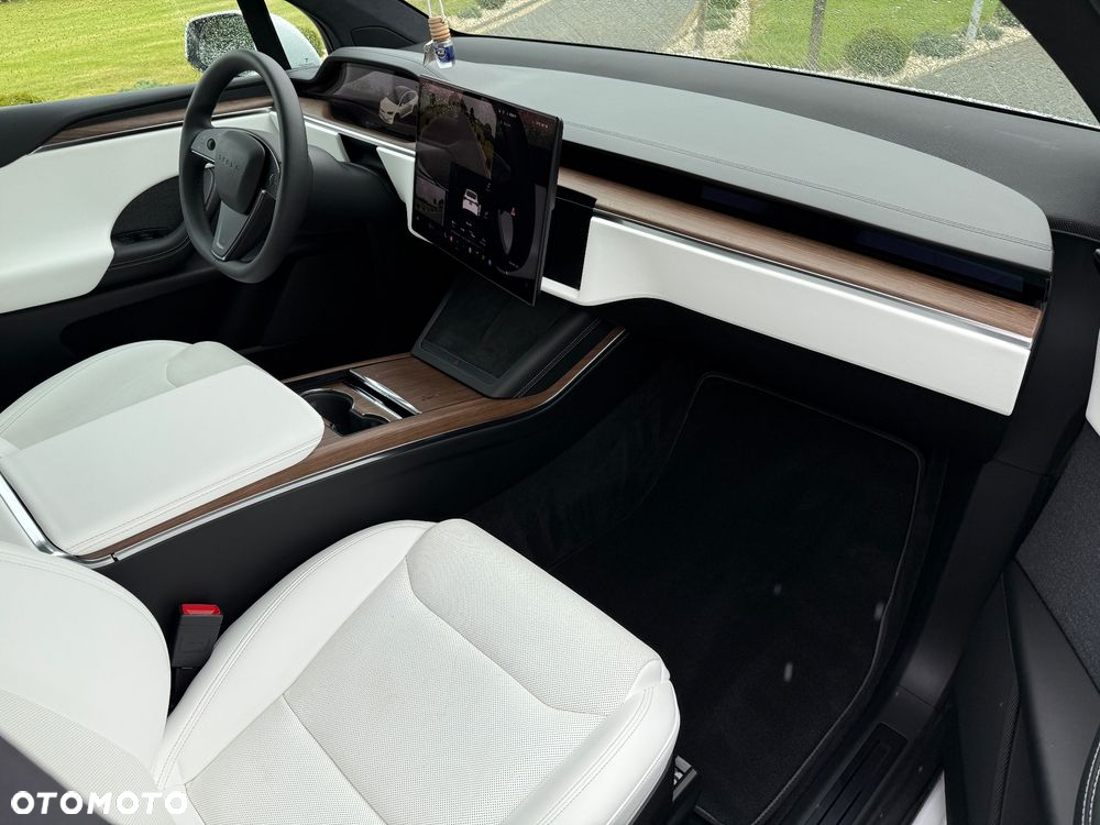 Tesla Model X Standard - 5
