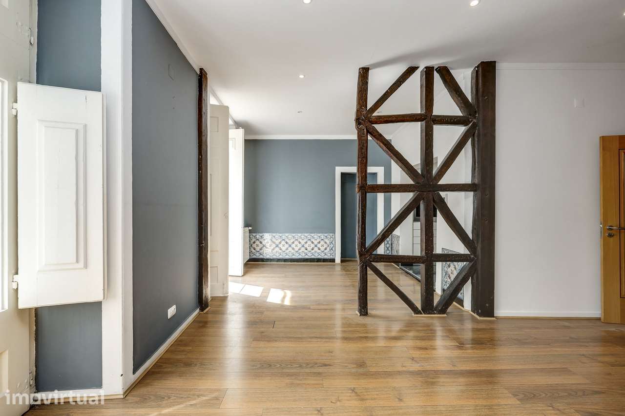 Apartamento Pombalino de Charme | 120 m² | 6 Varandas | A 50 m da Aven - Grande imagem: 4/23