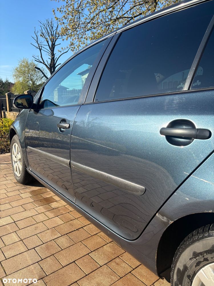 Volkswagen Golf 1.6 FSI Trendline - 13