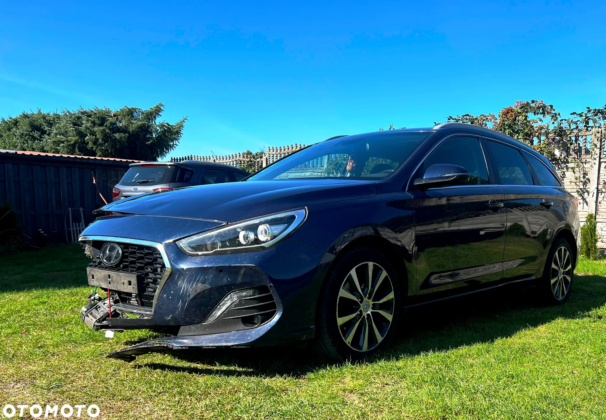 Hyundai i30 1.6 D Premiere Luxury - 3