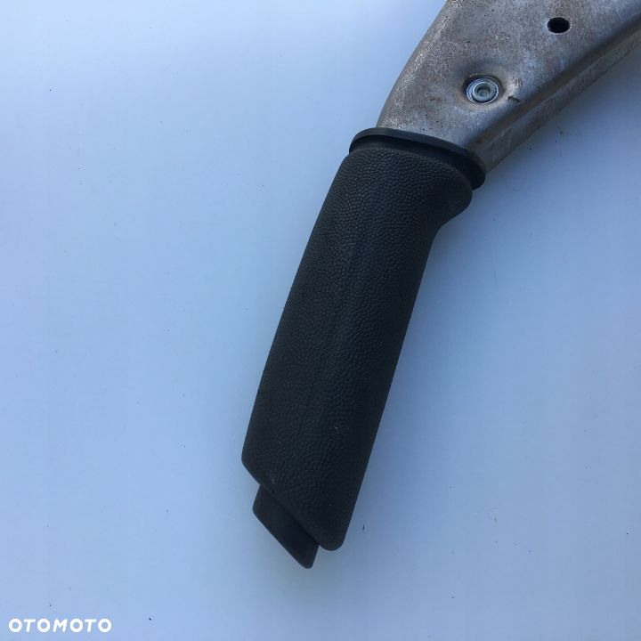 DŹWIGNIA HAMULCA RĘCZNEGO OPEL CORSA C - 2