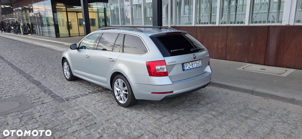 Skoda Octavia 1.5 TSI ACT Style DSG - 2