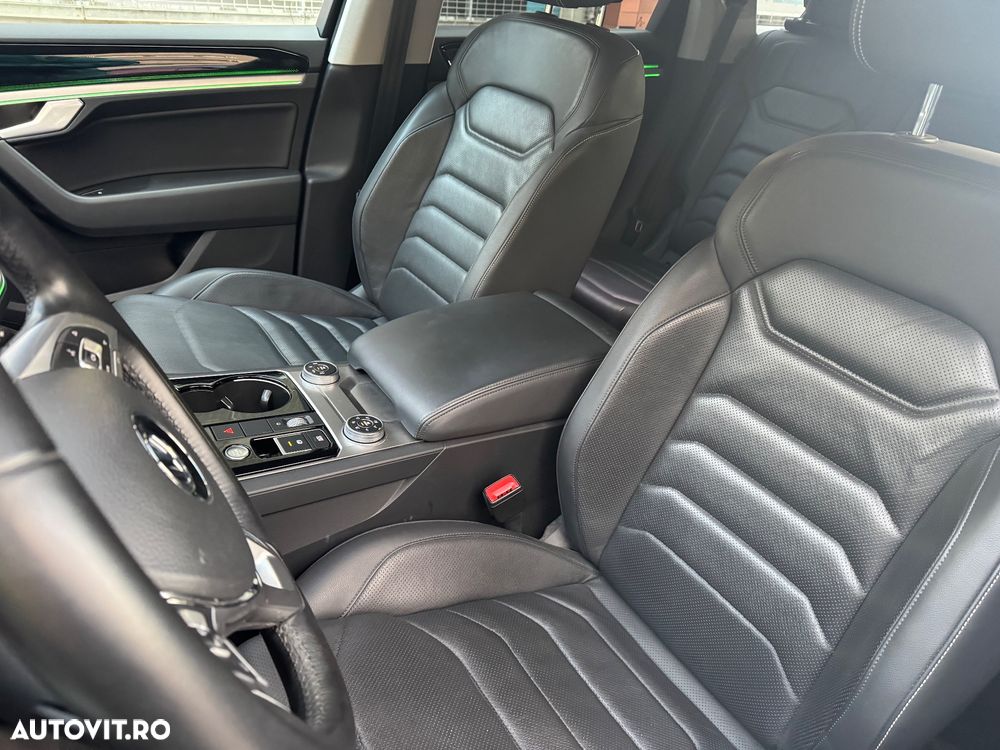 Volkswagen Touareg V6 TDI Elegance - 14