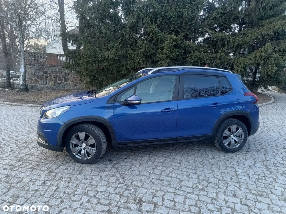 Peugeot 2008 PureTech 110 Style - 10