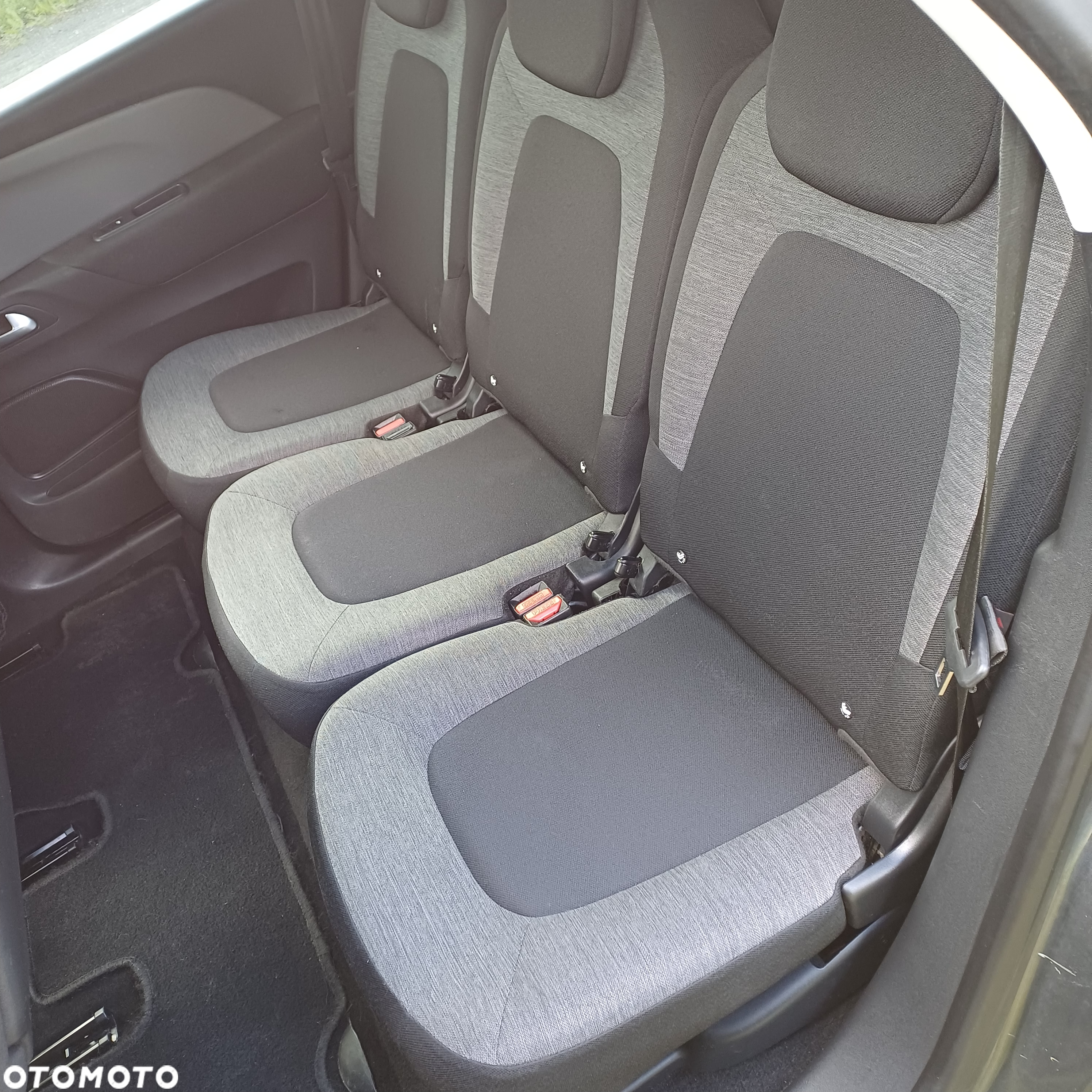 Citroën C4 Picasso 1.6 BlueHDi Shine S&S EAT6 - 26