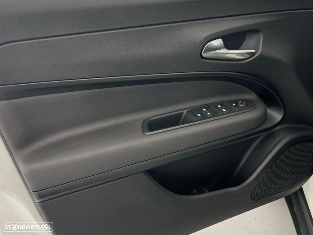 Alfa Romeo Junior 1.2 eDCT6 - 17