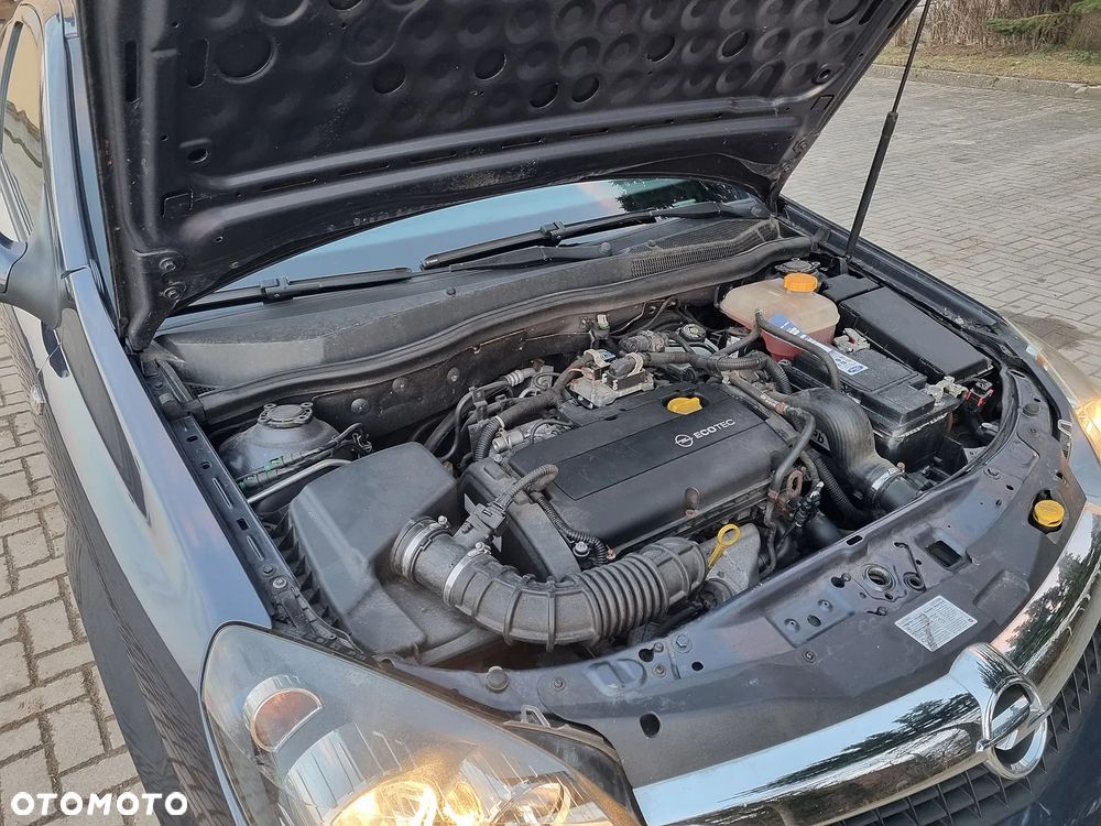 Opel Astra 1.6 Turbo Sport - 16