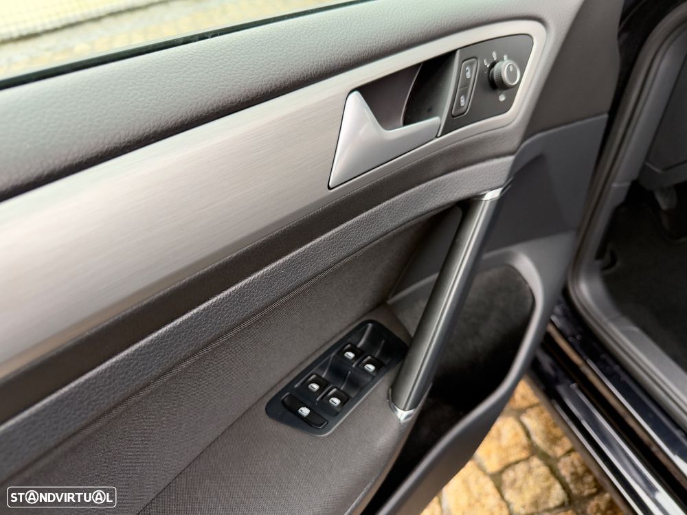 VW Golf 1.6 TDi BlueMotion Trendline - 38