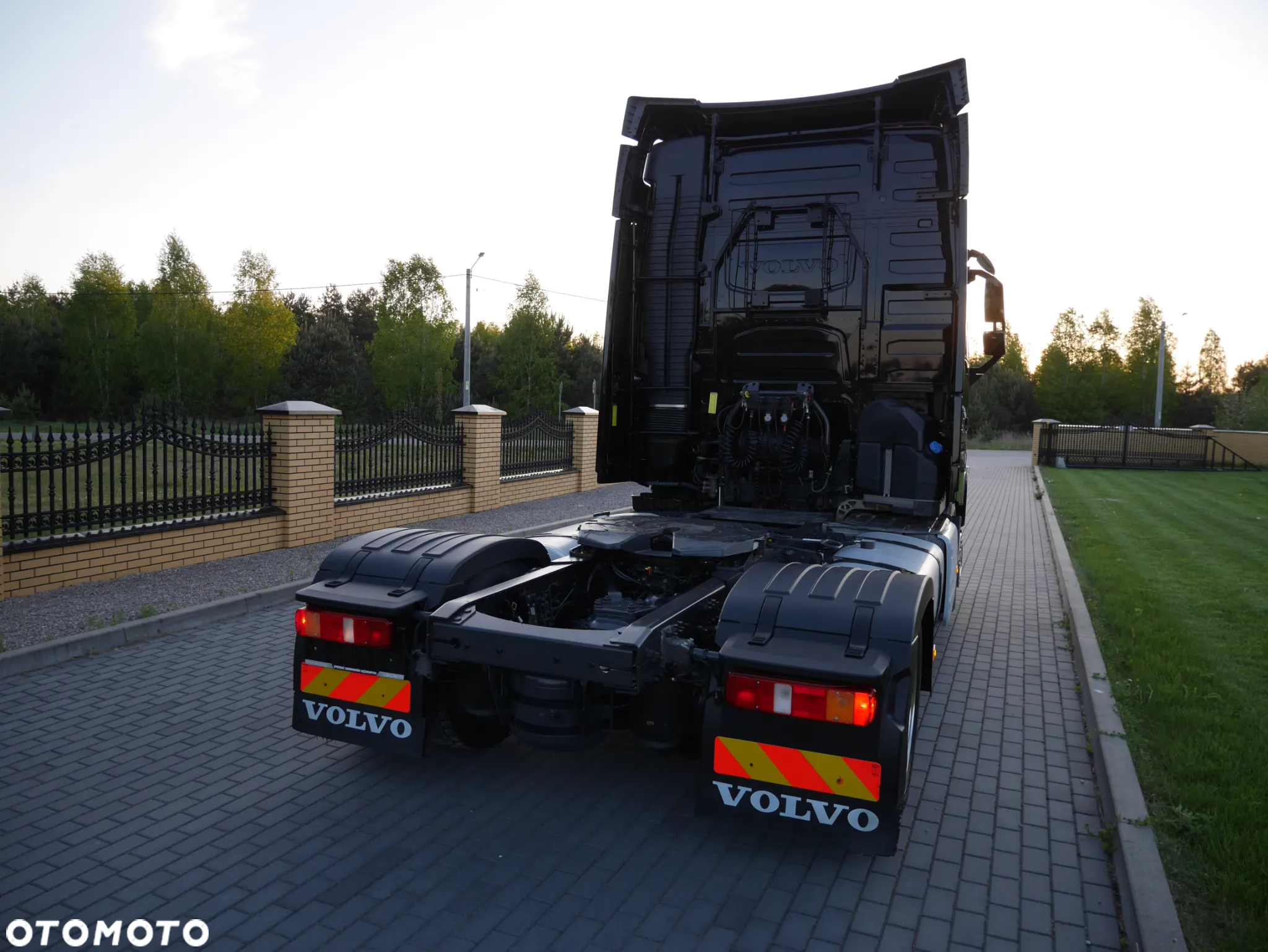 Volvo FH 4/ 500KM/ LOW-DECK/MEGA/ EURO-6/ KLIMA POSTOJOWA - 9
