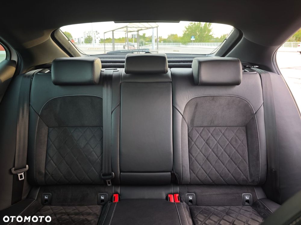 Skoda Superb 2.0 TDI Sportline DSG - 21