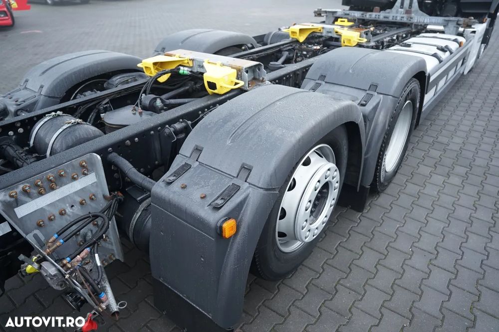 MAN TGX 26.470 / BDF / 6X2 / Suprastructură SDG HV 100/120 / Axă liftabilă / Pentru transport containere / - 16