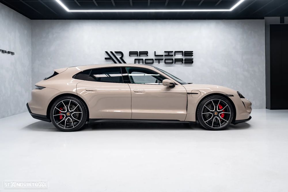 Porsche Taycan Sport Turismo 4S - 9