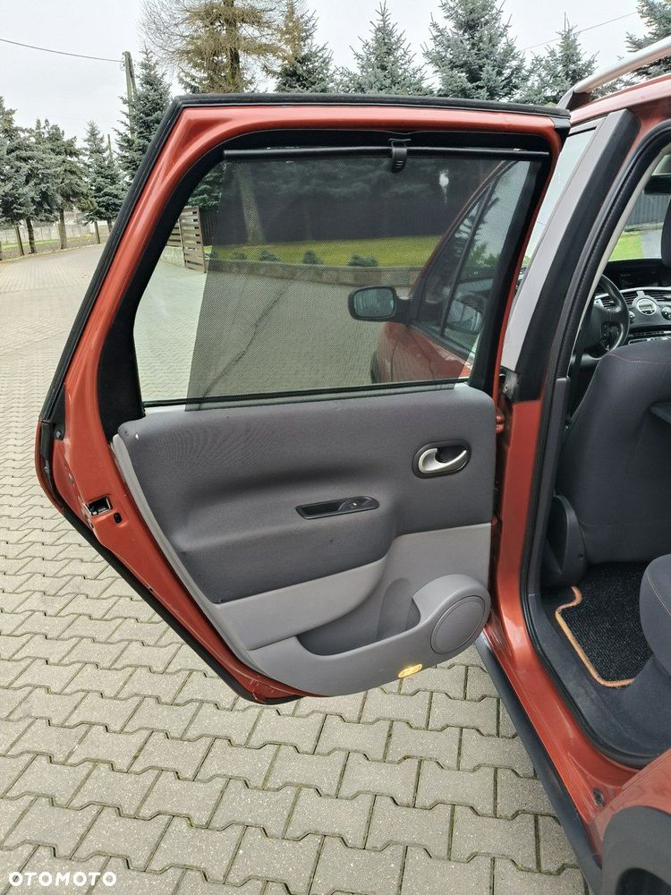 Renault Scenic Conquest - 19