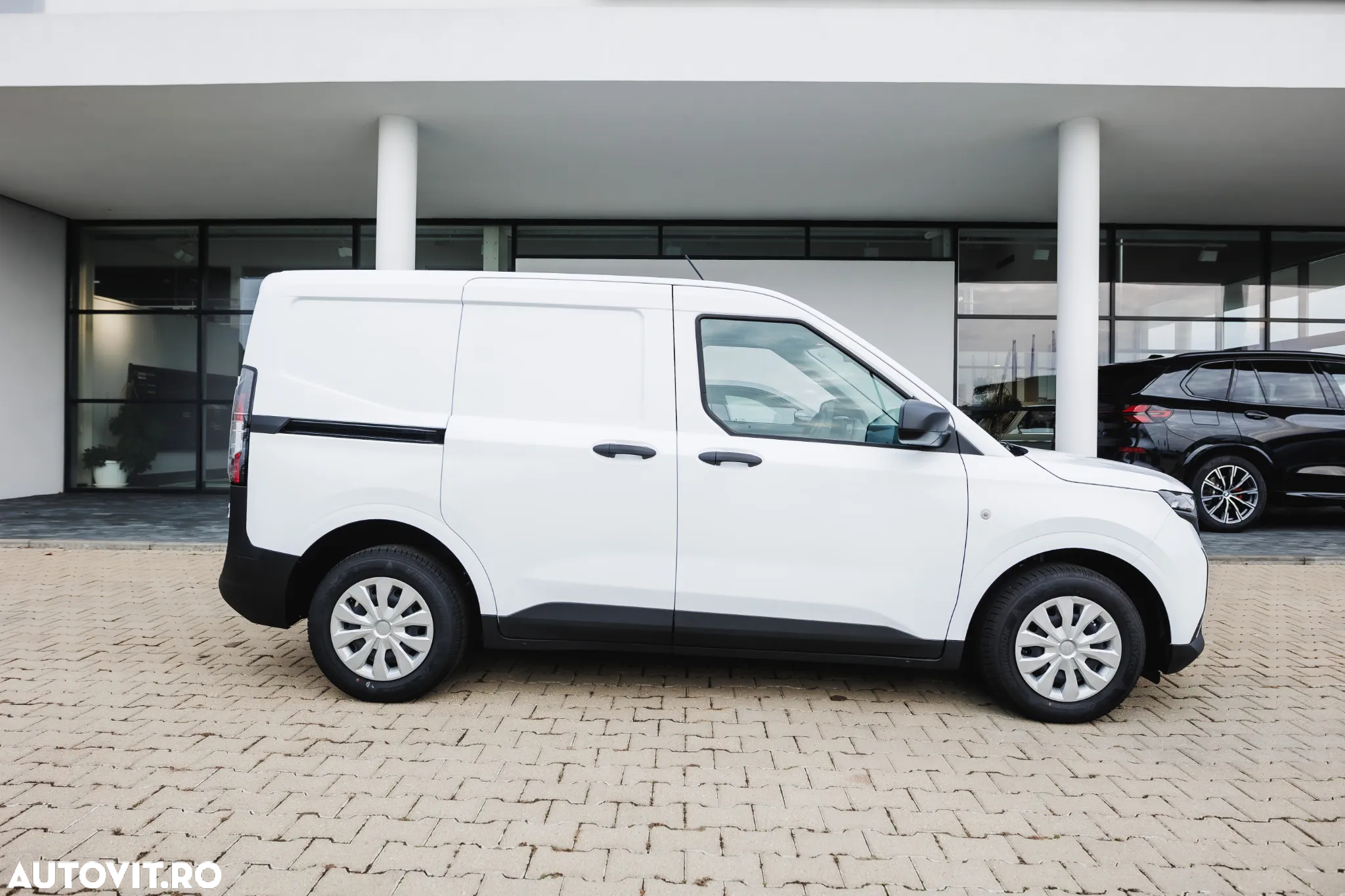Ford Courier - 3