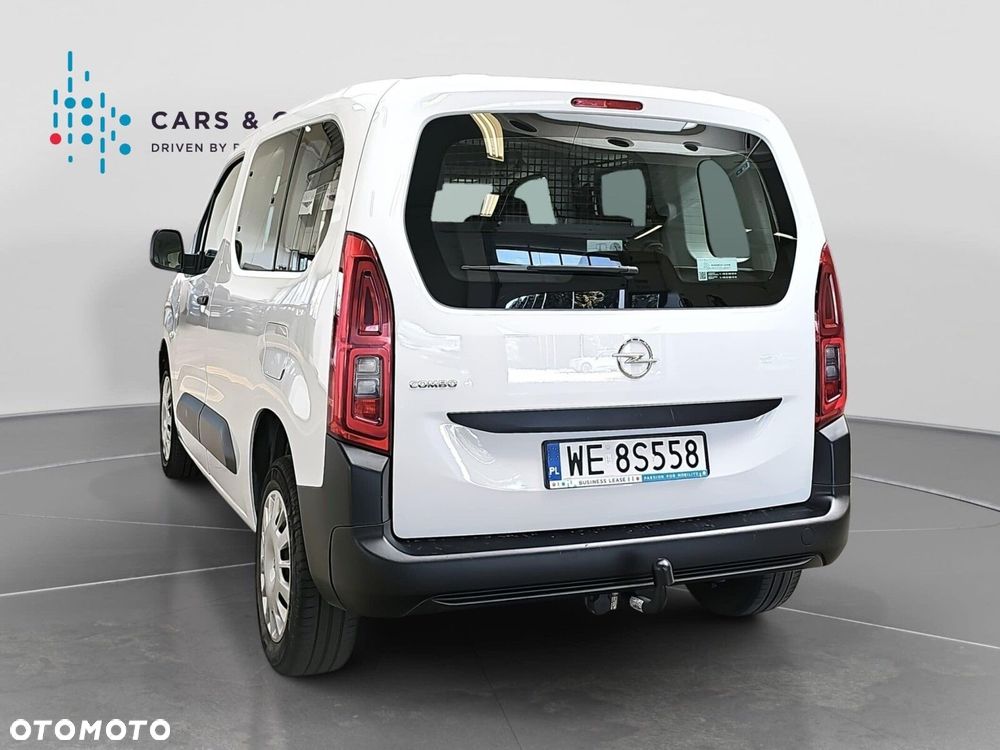 Opel Combo 1.5 DT Edition 102KM - 21