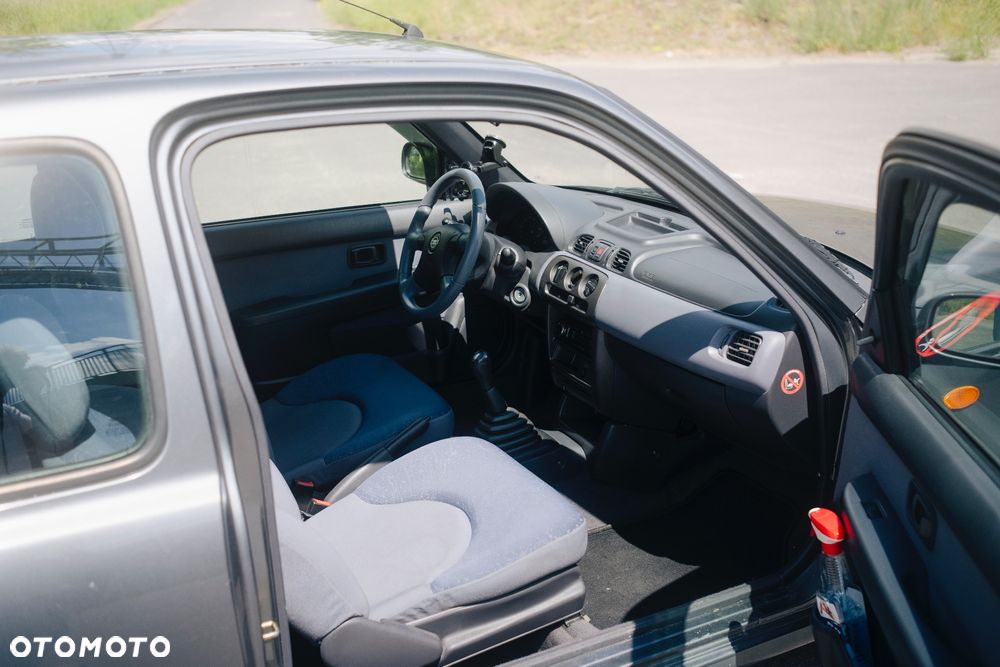 Nissan Micra - 17
