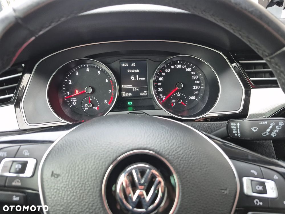 Volkswagen Passat ver-1-4-tsi-bmt-act-comfortline - 8